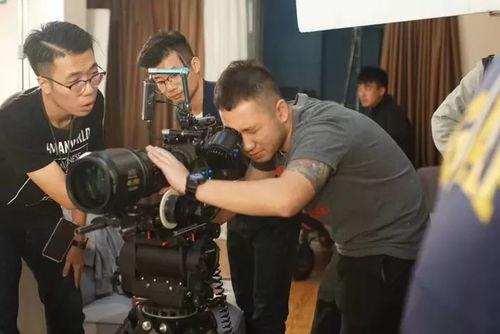 老陈摄影师爆料视频在线观看,视频在线观看，带你领略摄影艺术魅力